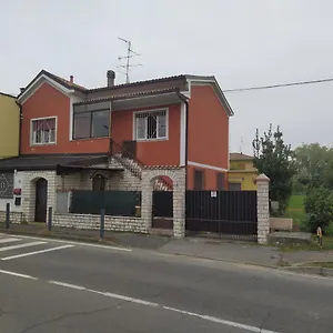 https://villa-home.it-lombardy.com