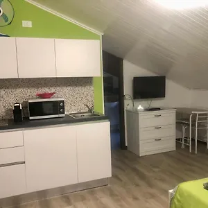 https://appartamento-del-tuf-in-sondrio-centro.it-lombardy.com