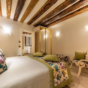 https://nike-appartamenti.hotelslidodijesolo.com